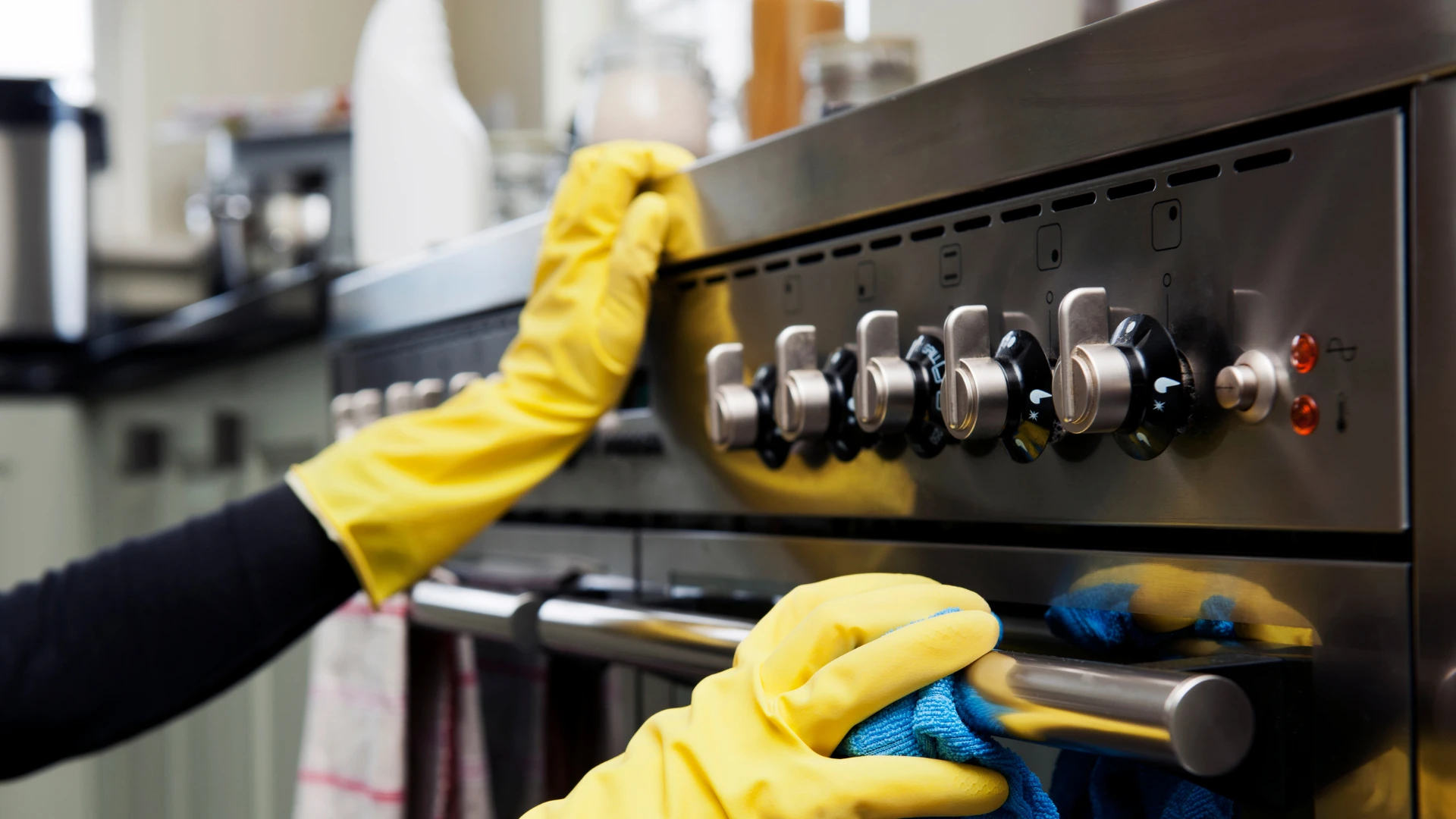kitchen cleaning